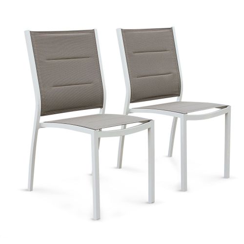 Lot de 2 chaises Chicago en aluminium blanc et textilène taupe empilables. Livraison rapide, meilleur prix garanti !