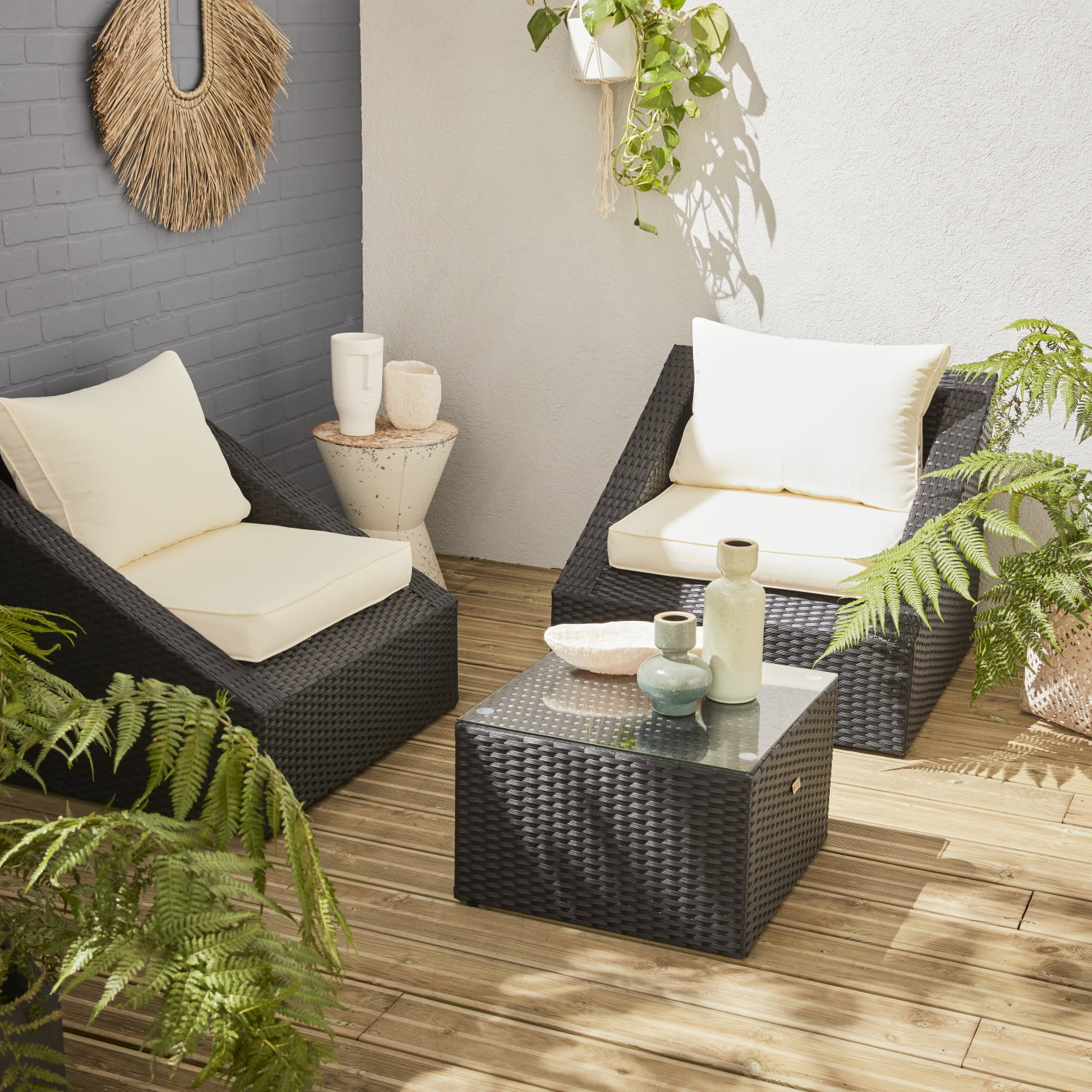 3-piece stacking garden set in black poly rattan, off-white cushions