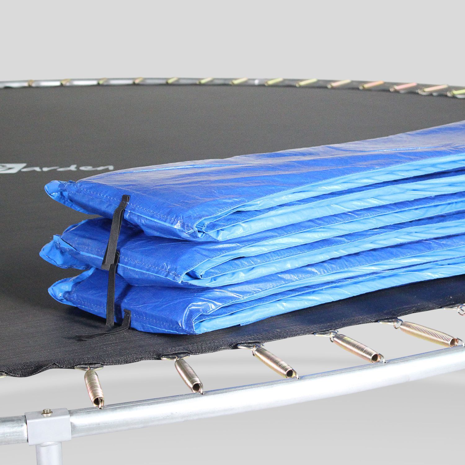 Protective spring cover for trampoline 370cm diameter 22mm thick Blue
